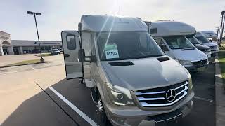 2014 Leisure Travel Unity 24CB