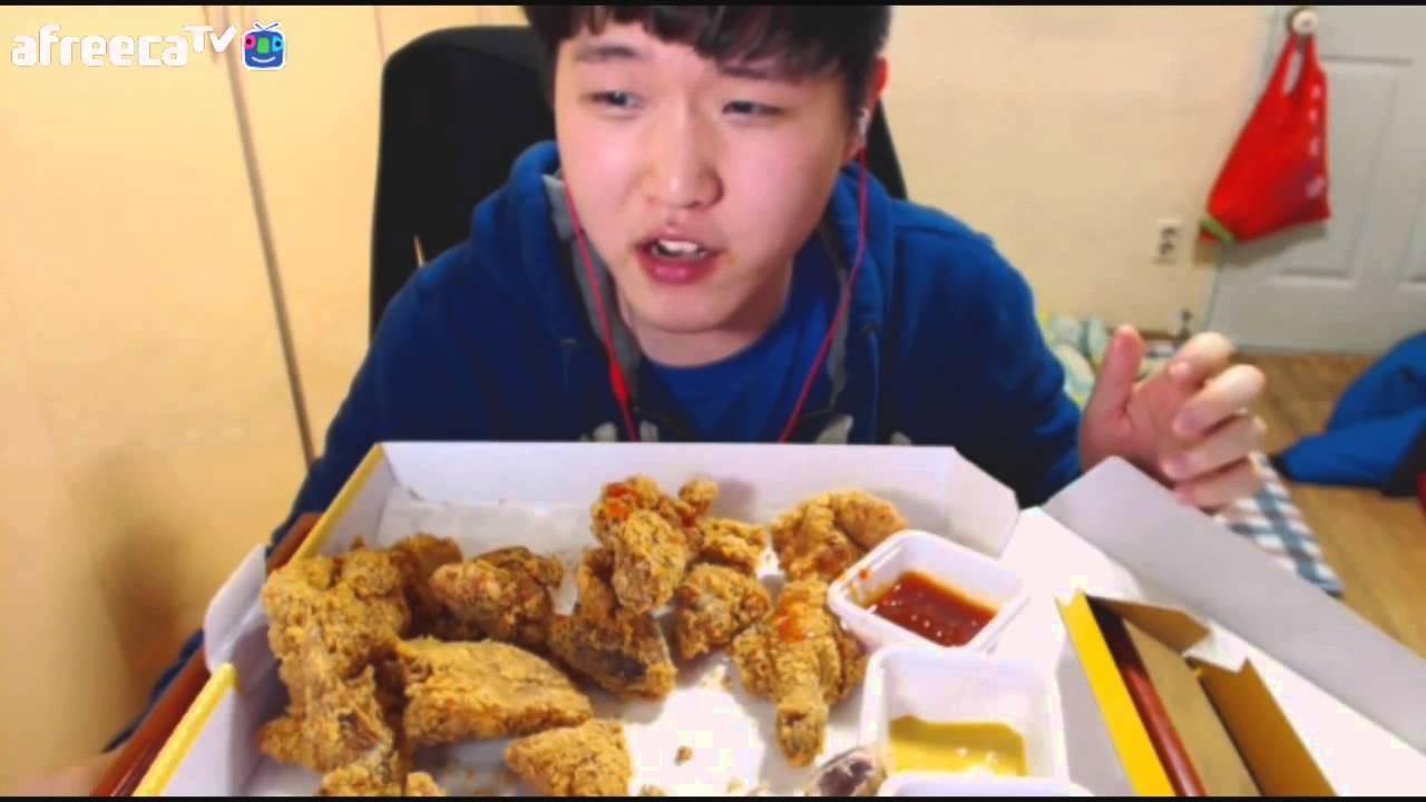와 진짜 치킨은 아무리먹어도 너무맛있는거같다! 네네치킨먹방1편[양띵TV미소]먹방