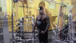 Lower Lat Rope Pull Downs