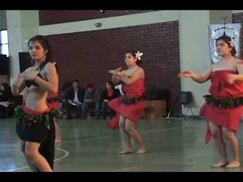 COLEGIO MARIA INMACULADA baile pascuense III medio...