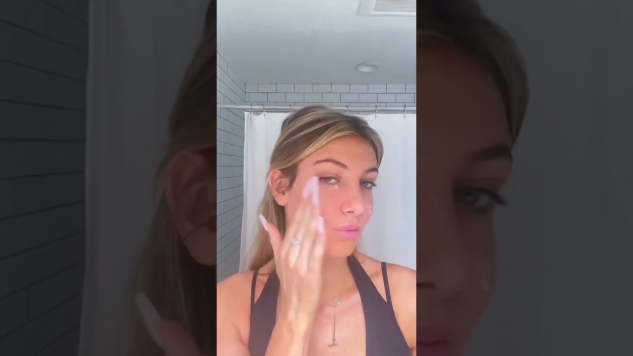 Just Look at that Vitamin C Rose Moisturizer Glow by @kittybluu