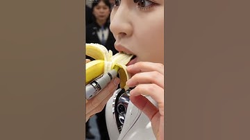 Can robots eat banana peels? #technology #aiartmodellookbook #robot #duet