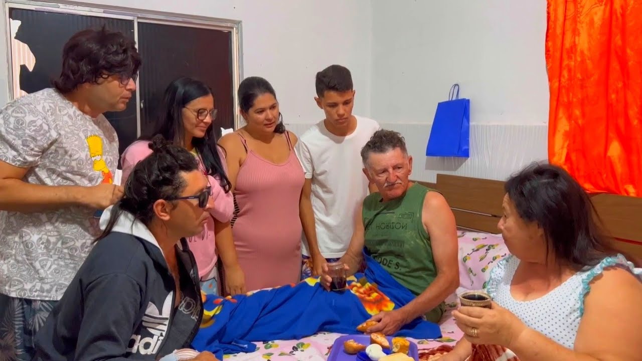 Café Na Cama Pra ZÉ E XANINHA.../ Pescando Na Rua 