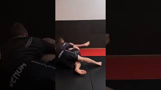 Finishing the pass - How To Do A Double Under Pass From Open Guard