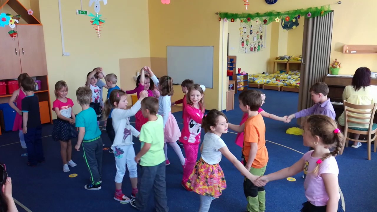 Besídka pro maminky - MŠ Jižní - Broučci