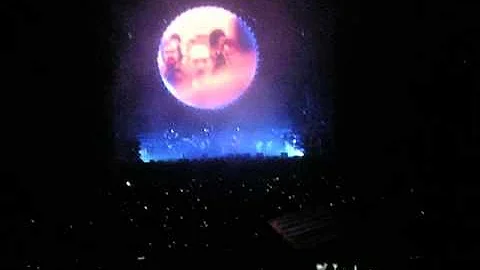 David Gilmour - Us and Them (Arena do Grêmio)