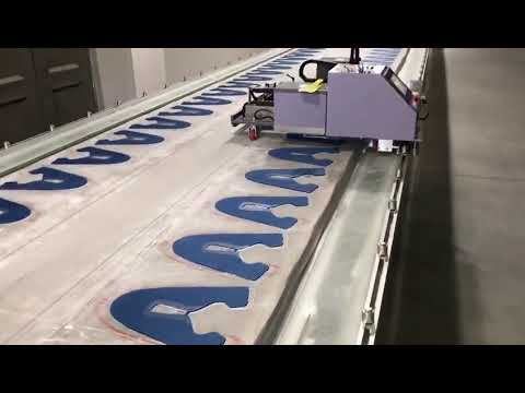 Automatic long table printing machine treadmill print machine for clothes ,shoes, bags and tape