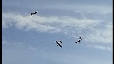 Three Lidl XL rc glider conversions summer evening slope session