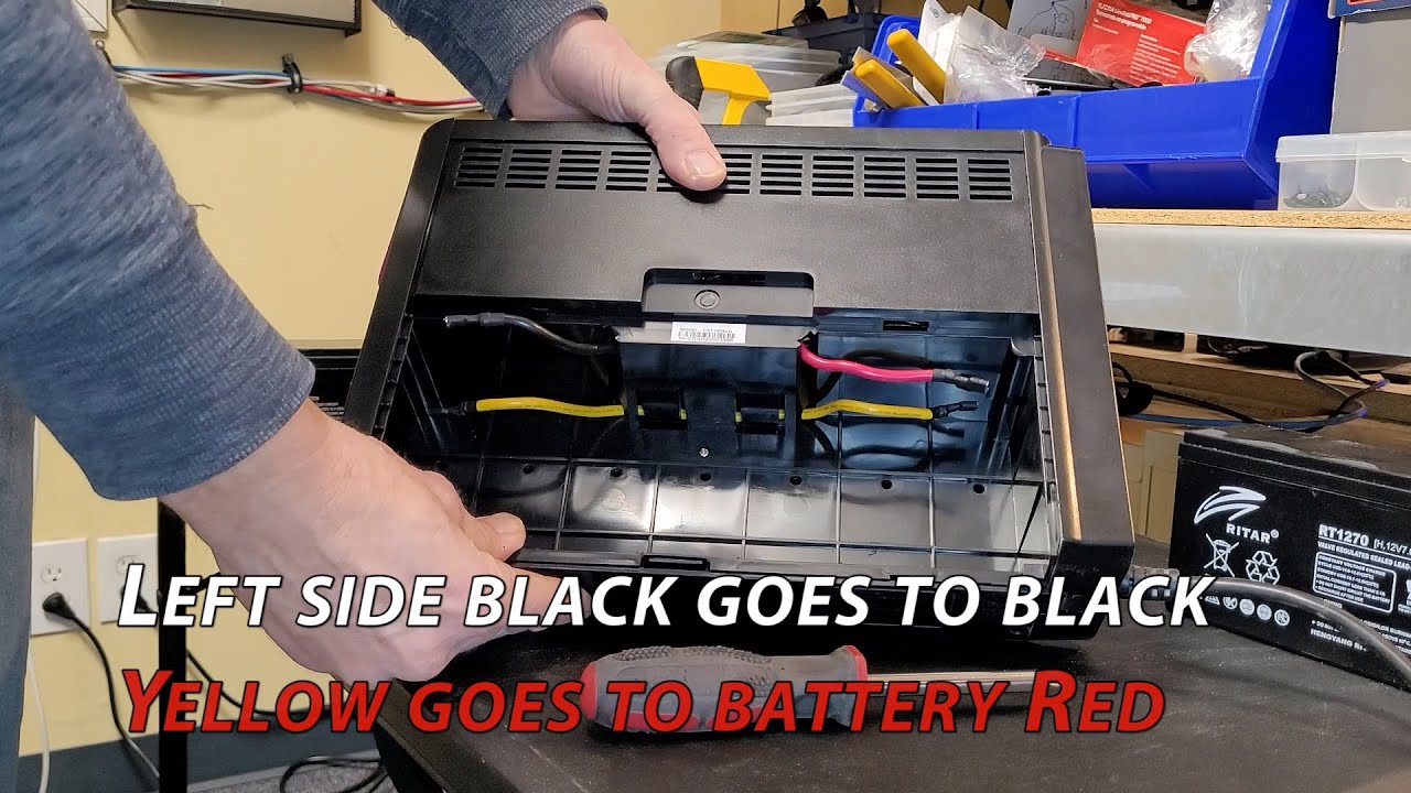 CyberPower CST135XLU Battery Replacement - YouTube