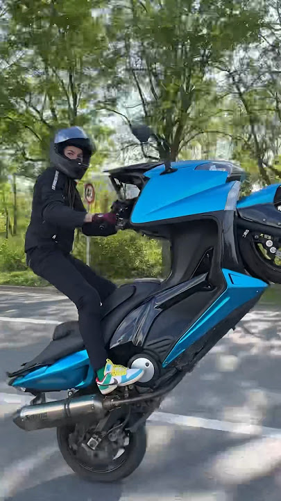 TMaX en Y #bike #moto #motorcycle