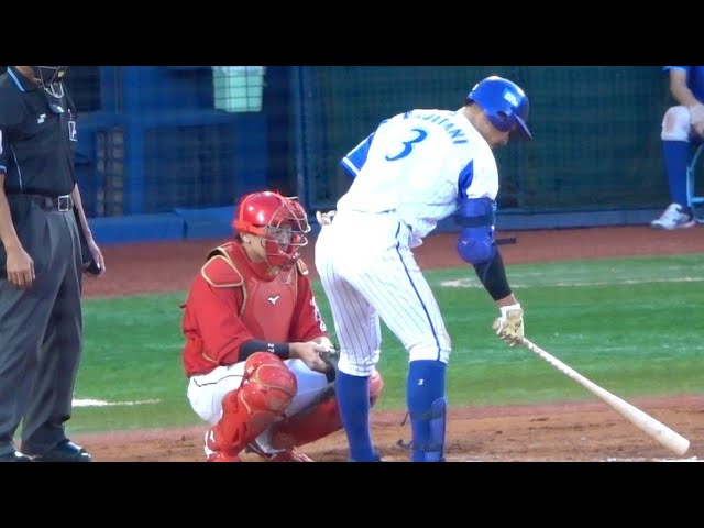 梶谷の打席で石川応援歌 ありがとう 頑張れ雄洋 石川登場曲 石川応援歌 梶谷応援歌 10 25 横浜denaベイスターズ Youtube