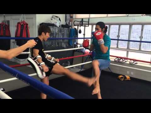 好出奇爆汗運動-細蘇打泰拳