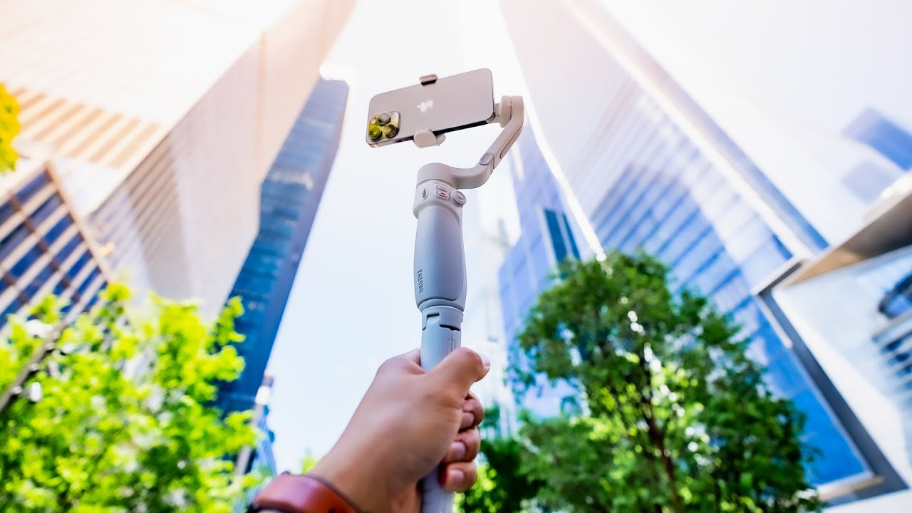 Stabilizzatore Smartphone Zhiyun Smooth Q4: Video Fluidi E Luce Integrata