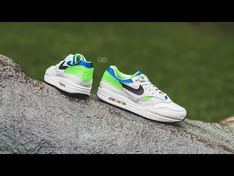 air max 1 dna on feet