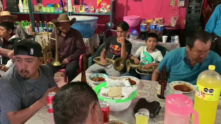 USOS Y COSTUMBRES de san Miguel comitlipa gro .las...