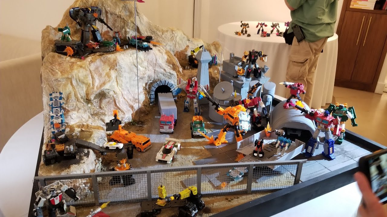 transformers comic con 2019