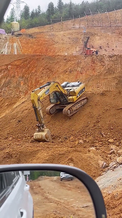 Excavator slope operation process- Good tools and machinery make work easy