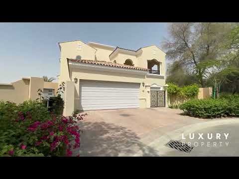 Contemporary Villa for Rent with 5 Bedrooms in La Avenida, Dubai