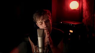 Conor Matthews - Loves Me Lonely (Stripped Down)