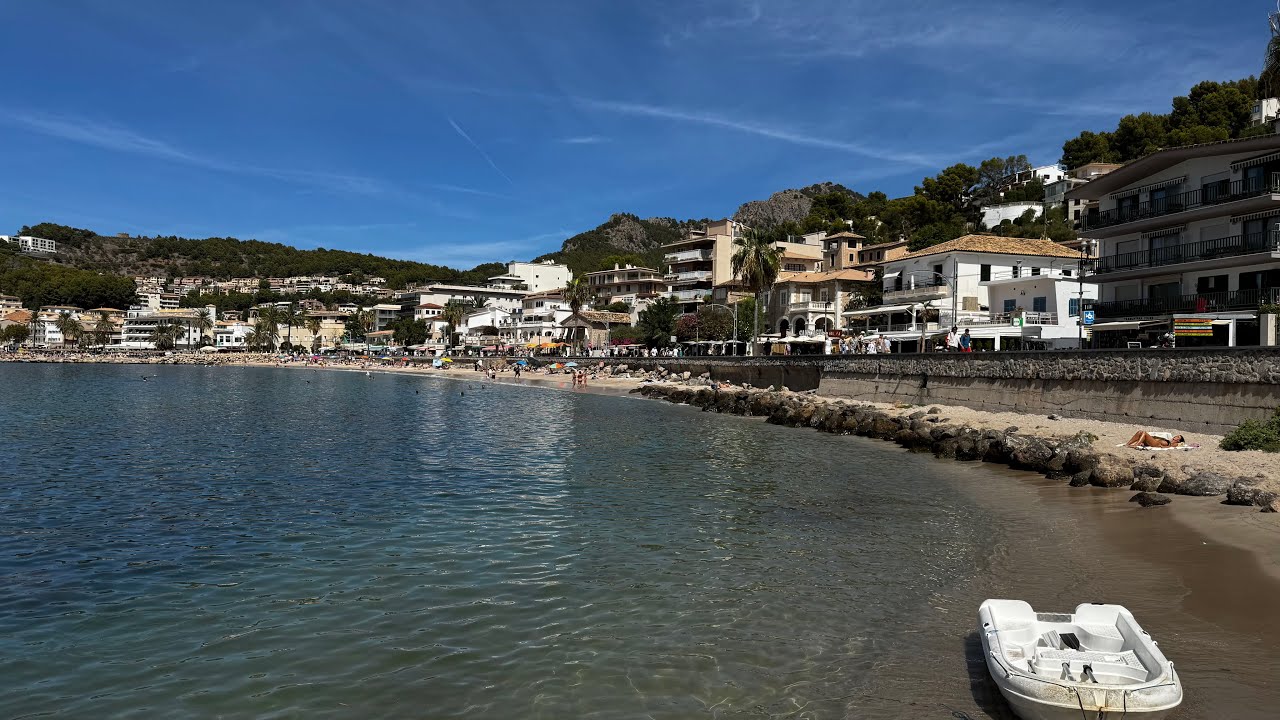 Порт Сольер. Ретро поезд в Сольер из Пальмы де Майорка.