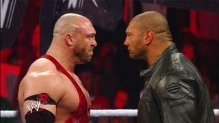 WWE RAW 8/26/13 Batista Returns And Attack Ryback ( WWE 13 Simulation ) WWE RAW 8/26/13 Batista Returns And Attack Ryback ( WWE 13 Simulation )