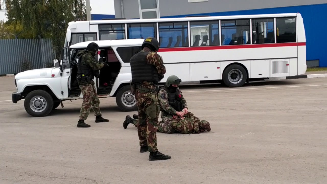 ҶИНОЯТКОРОН БА ДАСТ АФТОДАНД