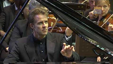 Bryan Wallick plays Rachmaninoff Rhapsody on a The...