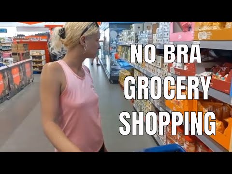 BRALESS SHOPPING TRIP (NO BRA AT THE SUPERMARKET) BRALESS LIFESTYLE