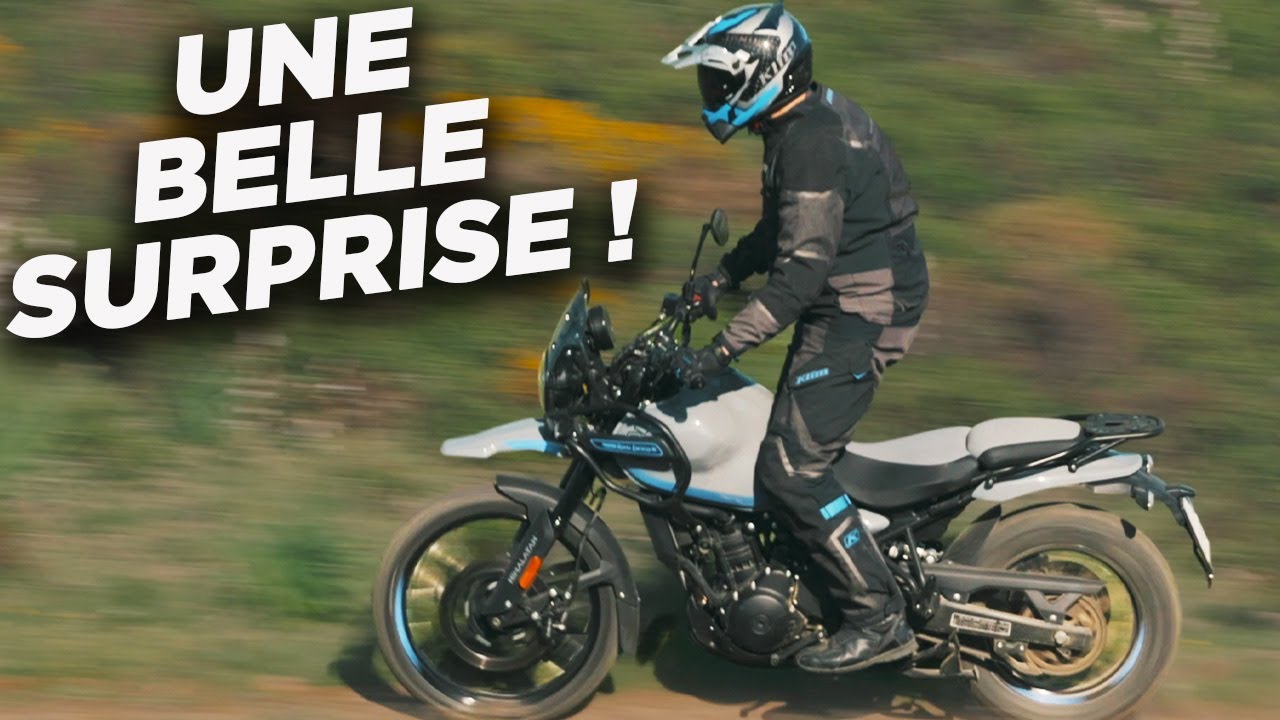 Roya Enfield Himalayan 450 dans la cour des grands