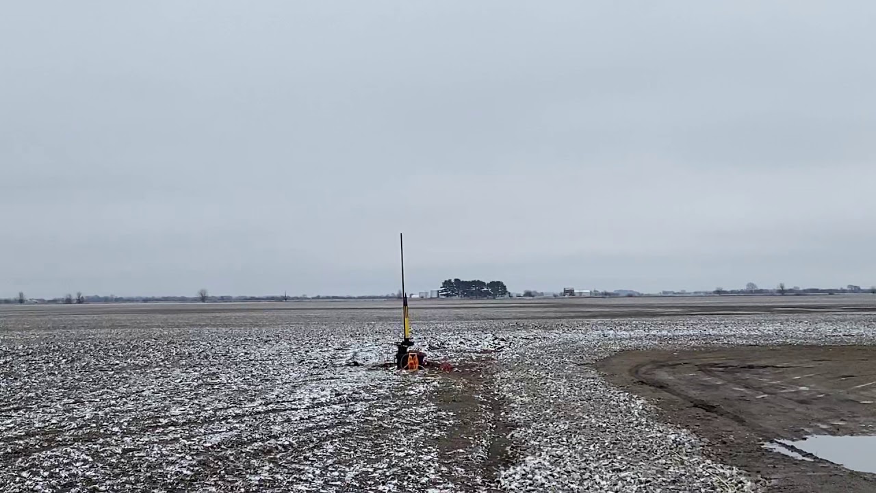 Sparkles on an F506 at Indiana Rocketry YouTube