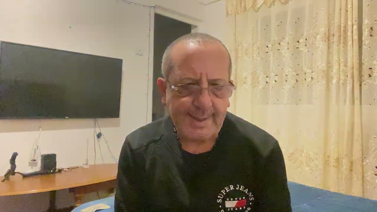  Cată a primit 1 milion de euro și un Mercedes ultimul tip ? 