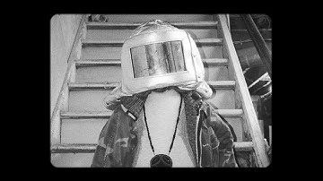 OMBIIGIZI - Laminate The Sky (Official Music Video)