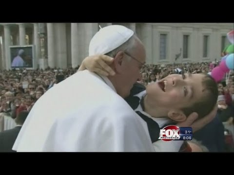 RI boy pope kiss