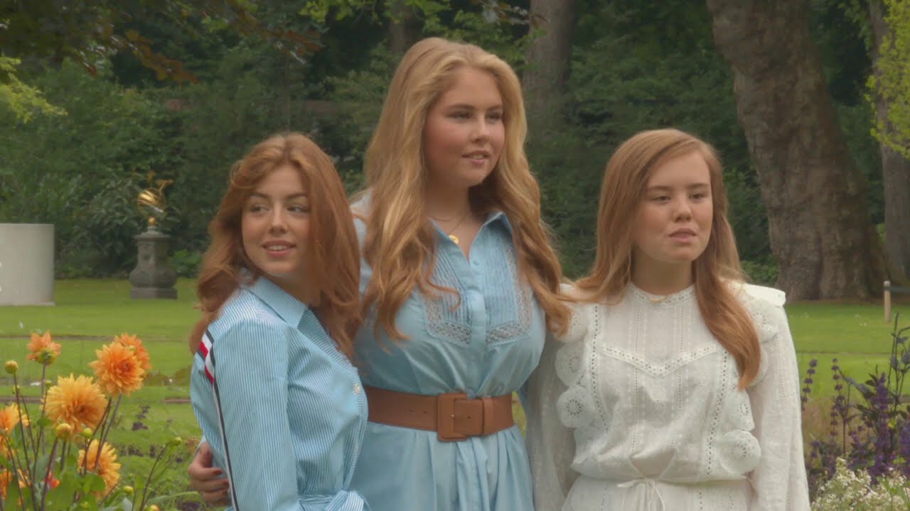 Fotosessie 2020: Koninklijk Gezin in de tuin van Paleis Huis ten Bosch