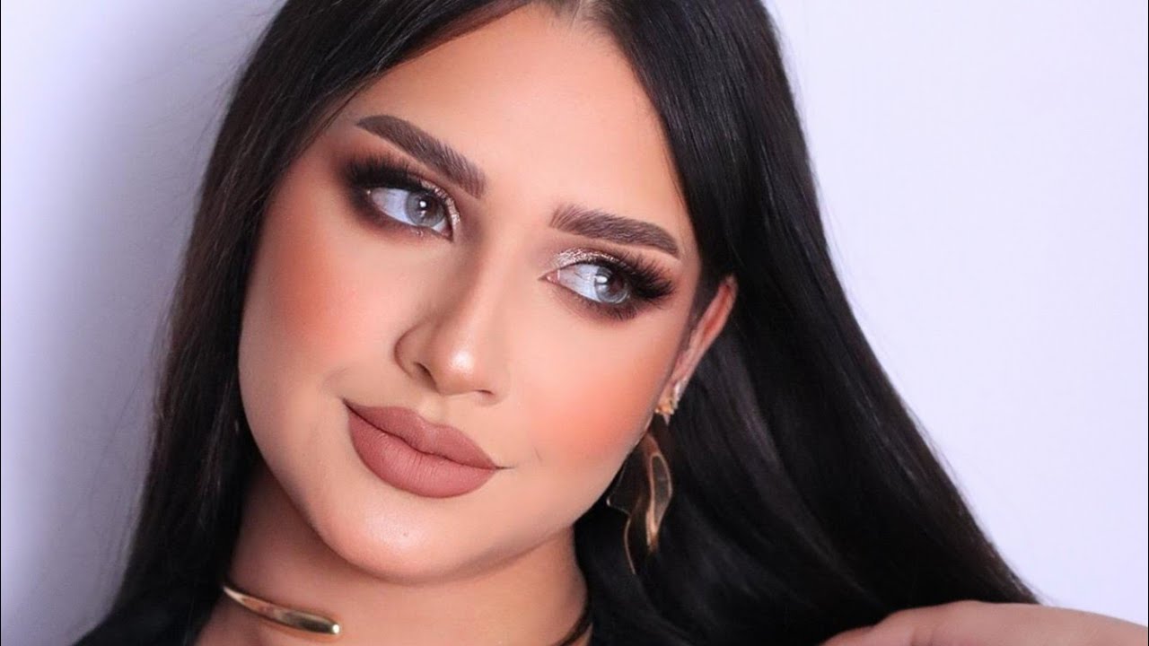 ميكب كامل بمنتجات كواليتي عاليه وسعر قليل هتنبهرو🖤