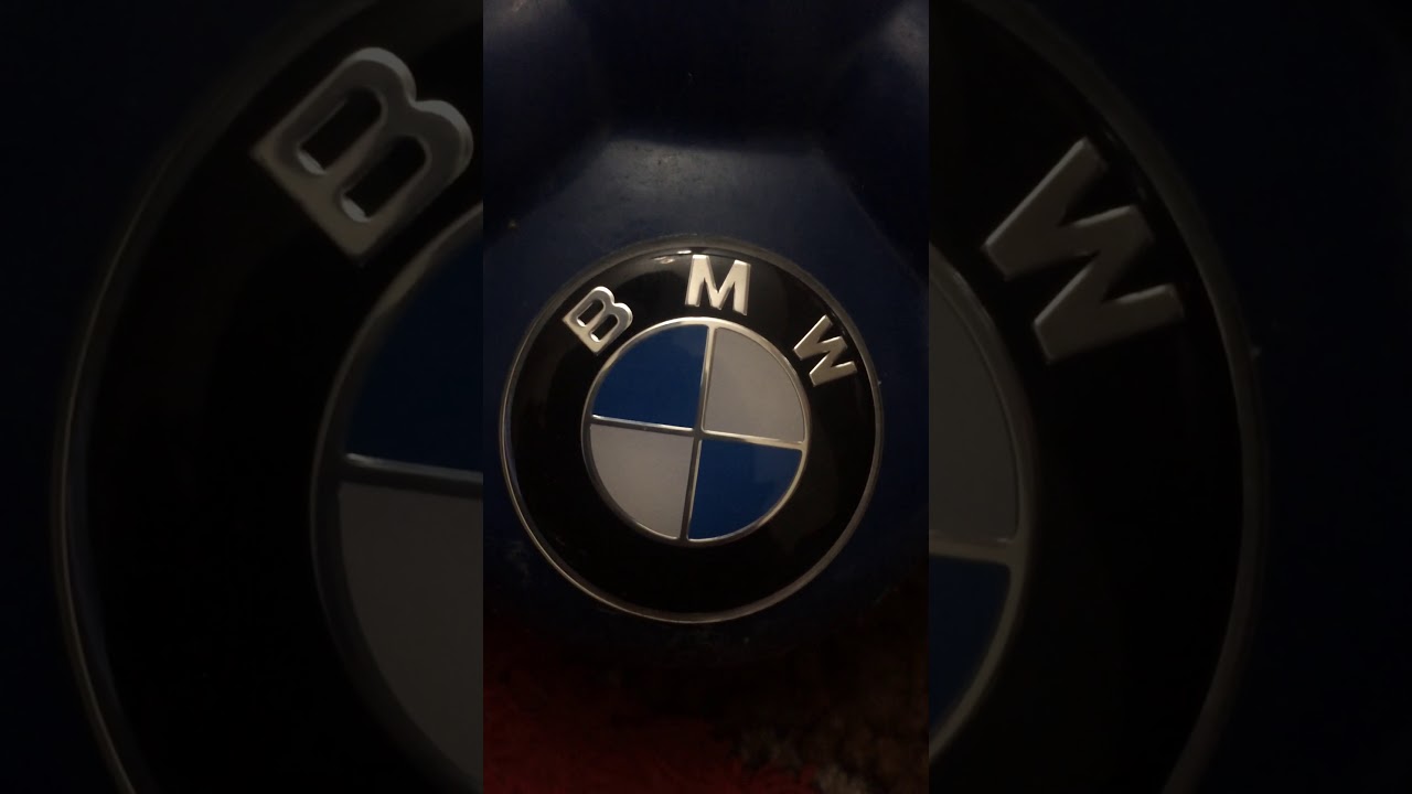 LOUDEST BMW IN DUBAI !! BMW MOTORAD BIKE DUBAI EXHAUST SOUND. RICH KIDS