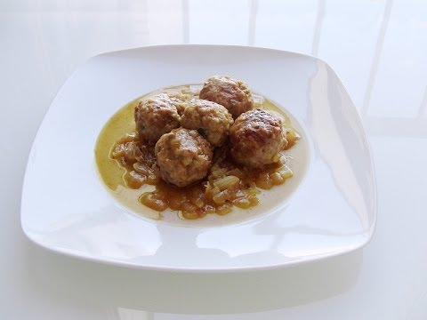 Video: Cómo Hacer Albóndigas Rellenas De Frijoles Y Cebollas