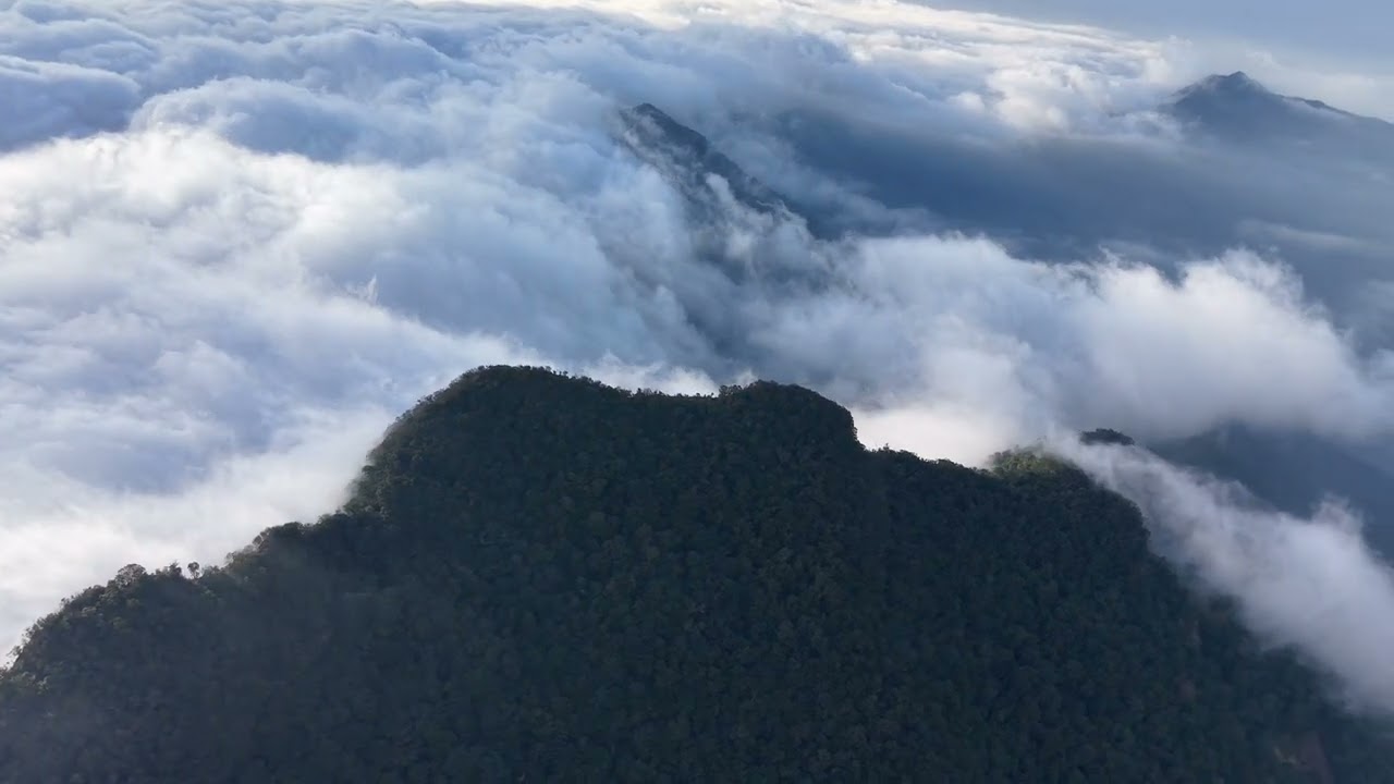 北大武山喜多麗斷崖夕陽雲海斜射光空拍1150107-0109