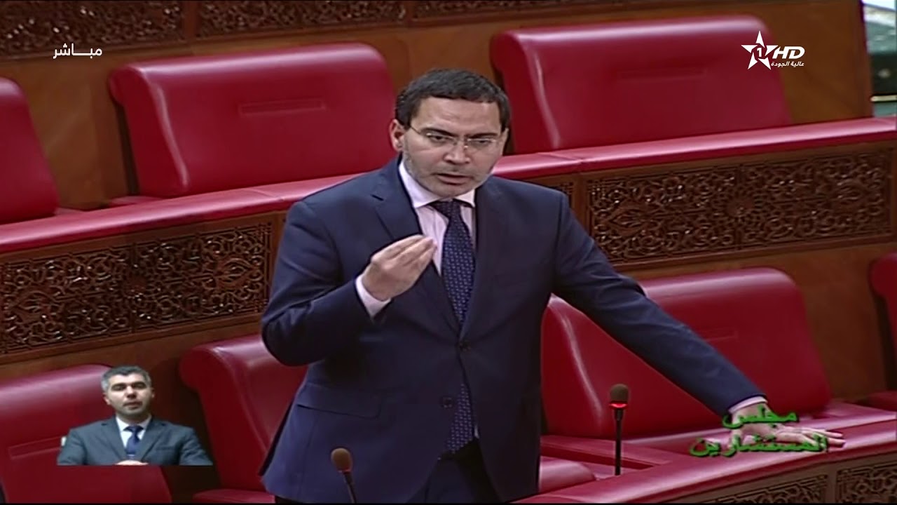 الخلفي يرافع عن التوظيف بالتعاقد