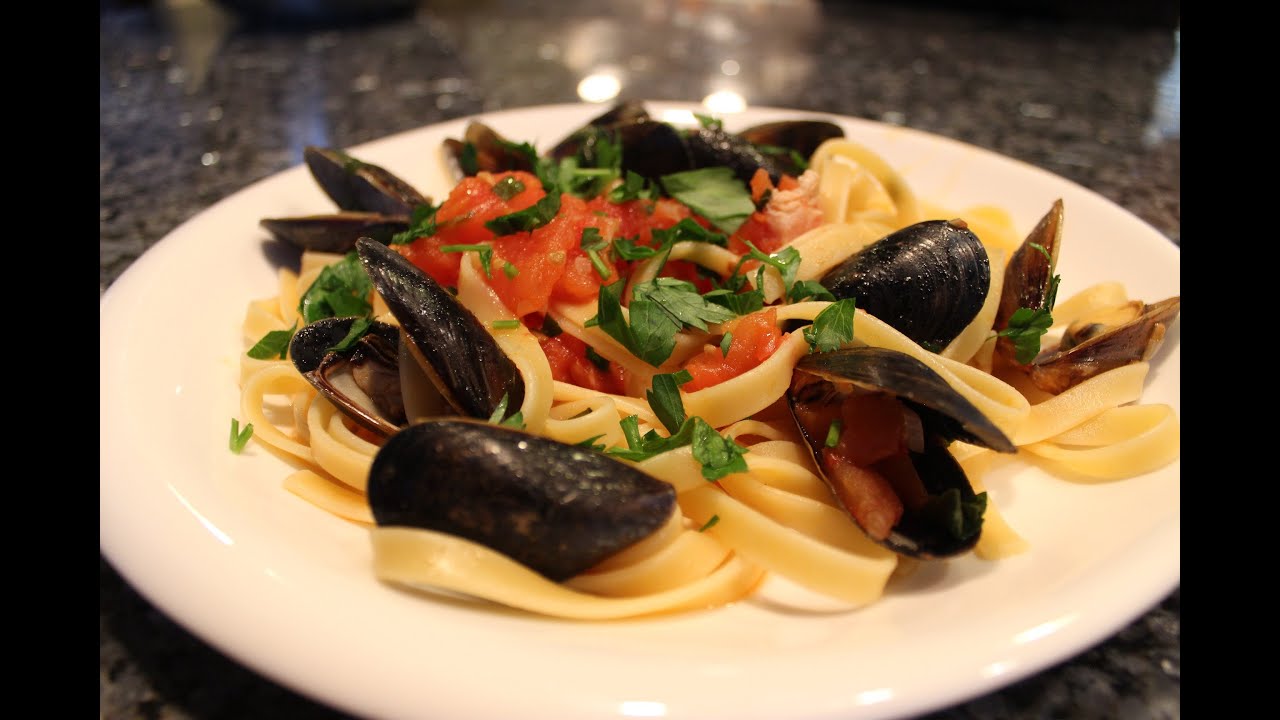 Fettuccine with Mussels Recipe - OrsaraRecipes