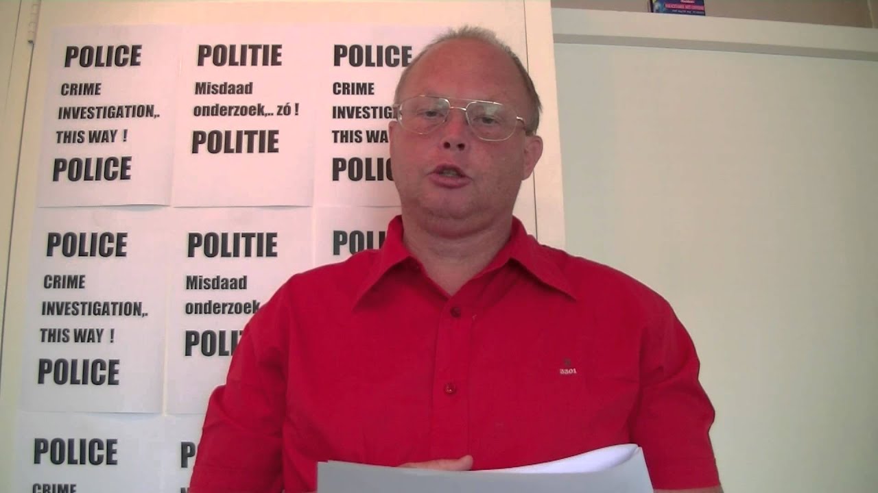 POLITIE ( COPS) POLICE misdaad onderzoek high tech nu. Niet enkel DNA testing meer !