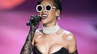 Singer Rihanna's Discography & Albums