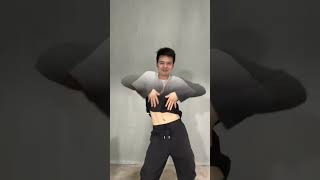 几年没有剪辑过变装了……#零基础舞蹈 #变装