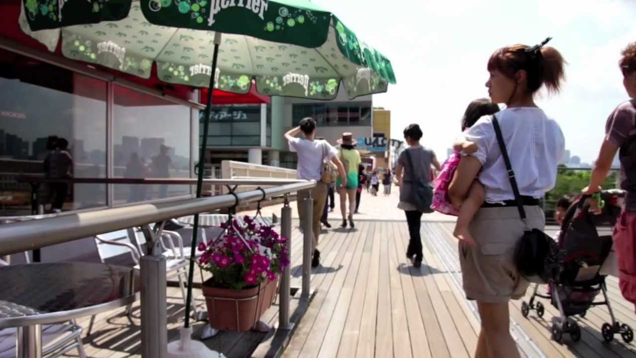 black mirror season 5 真夏の浜辺を歩く　台場　A stroll around the coast Daiba withα55 for fun