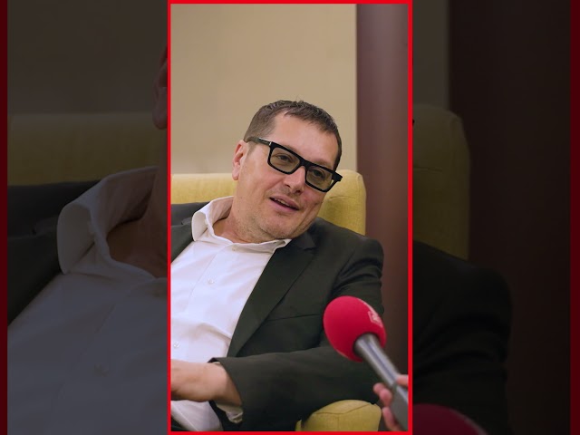 Aco Pejović radio svaki dan!  #republikatv #acopejovic #zabava