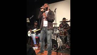 I can’t help it - Desmond Parson #coversinger #liveonstage #livemusicperformance #rnbmusic #mj