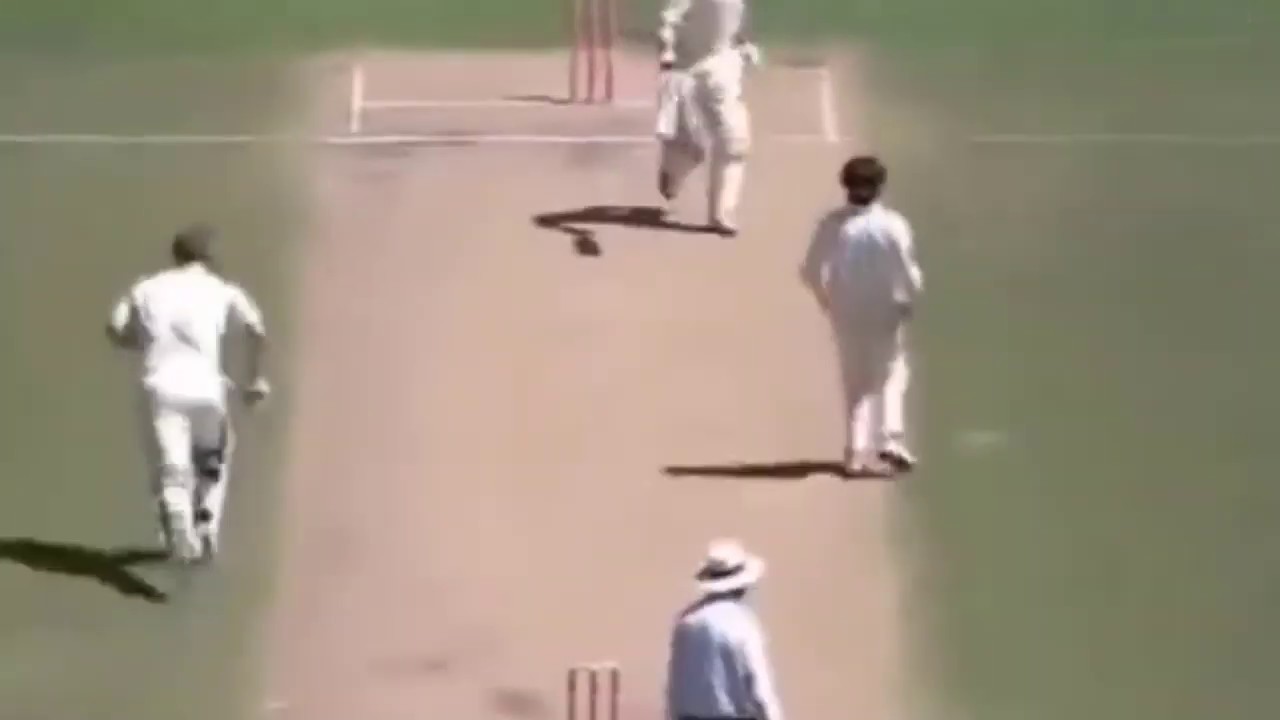 Top Funniest Run-outs In Cricket History