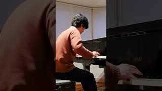 Genki miyashita performs Chopin Heroic Polonaise Opus 53 in A flat on a Shigeru Kawai Grand Piano