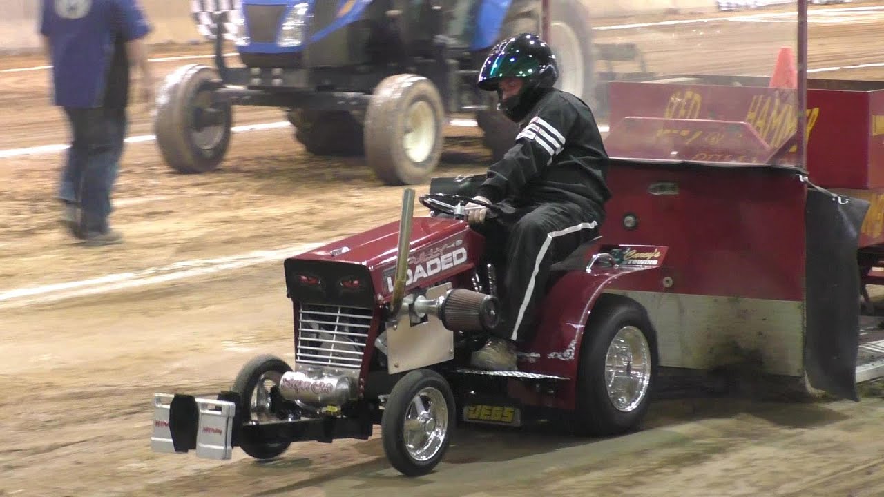 Tractor Pulling Modified Single Cyl. Tractors Pulling Qualifier 1At