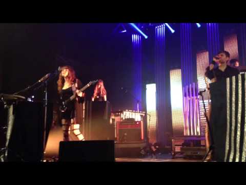 The Postal Service - The Dream Of Evan And Chan (Dntel Cover) 15/16 @ Le Trianon Paris 21/05/13
